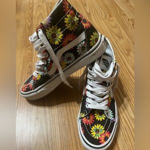 Vans Sk8-Hi Tapered Skate Shoe - Peace Floral Women 7
